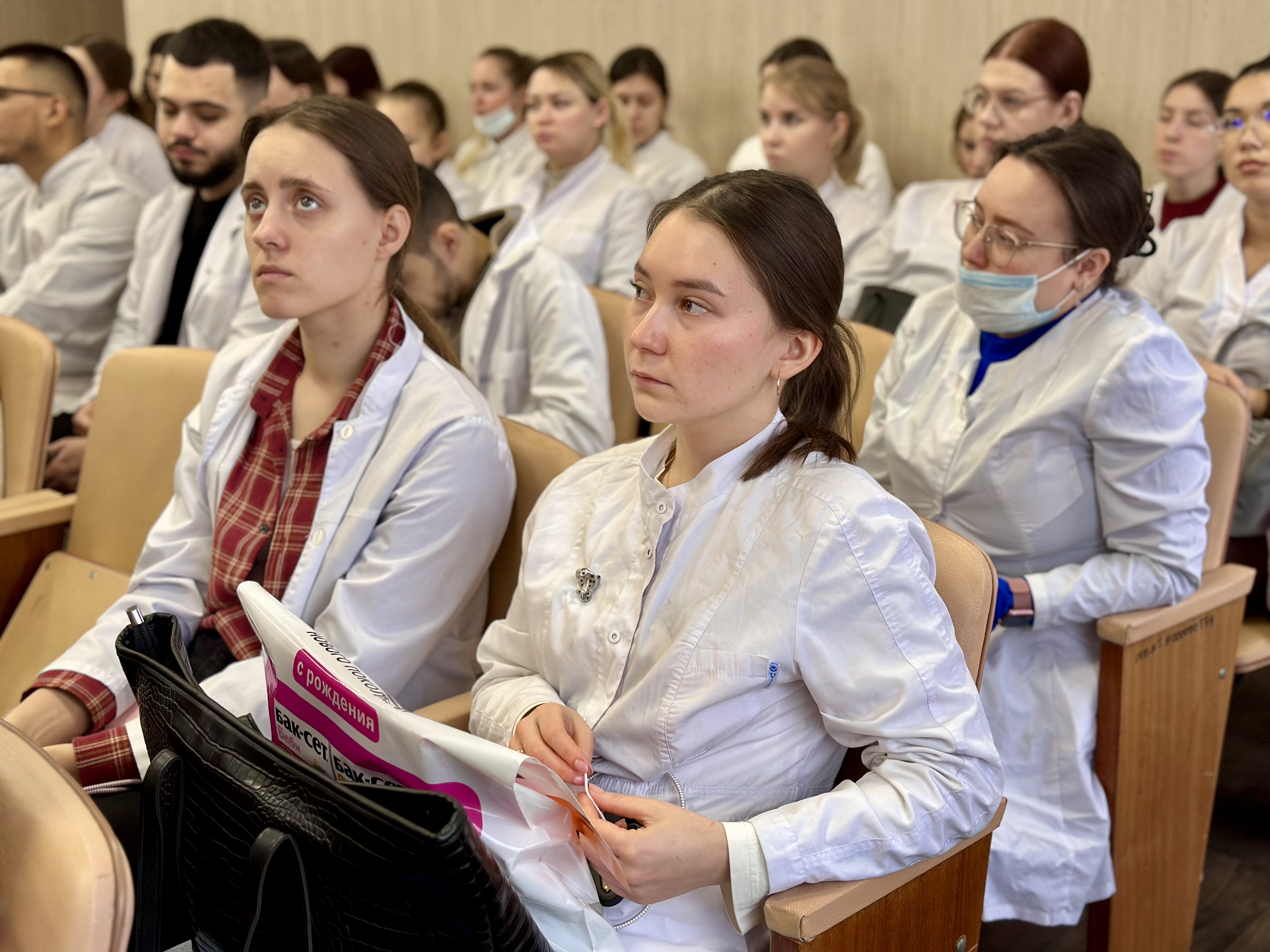 дшлгнпавпрорпавпарп