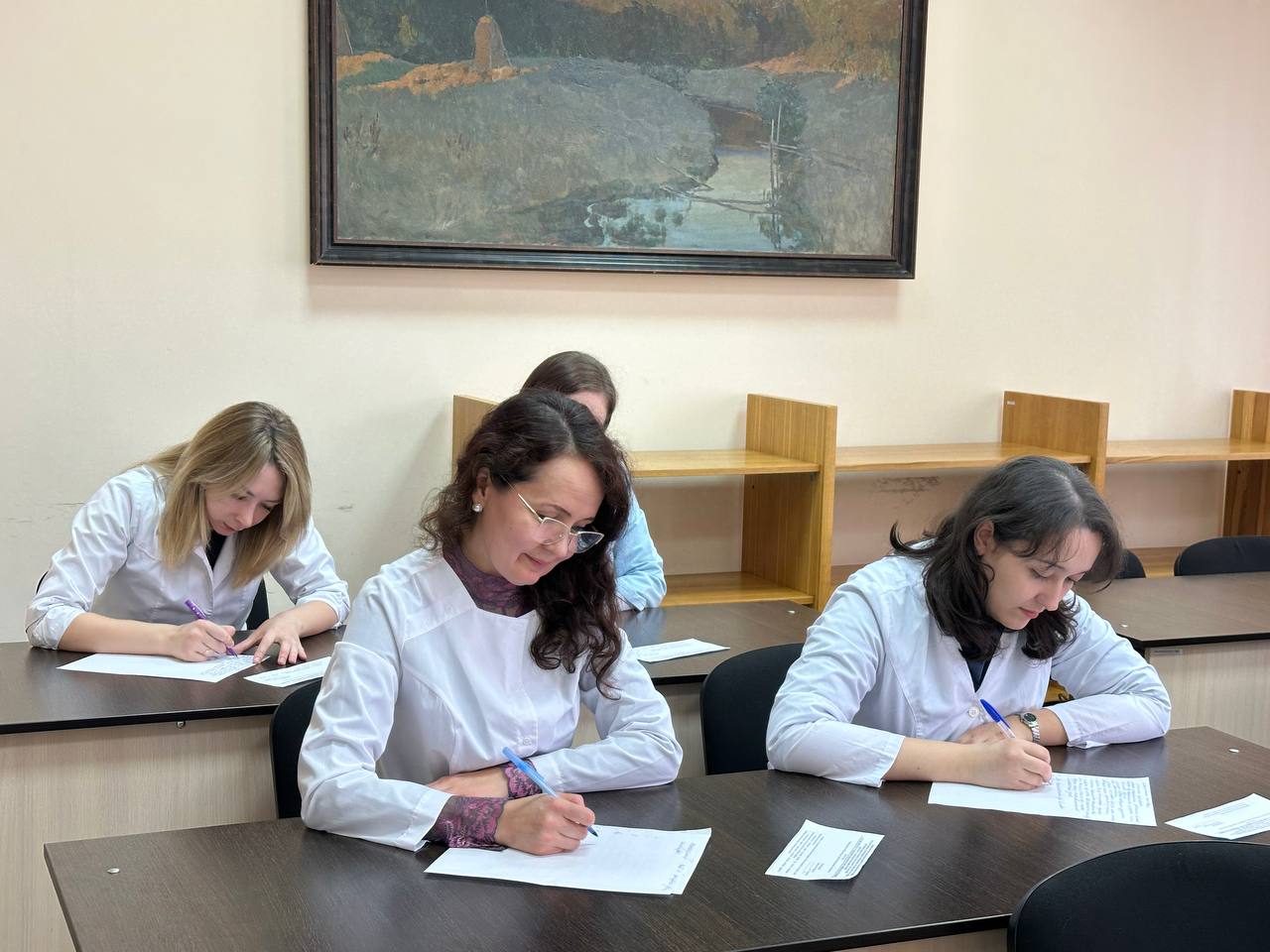 апртьтипммит