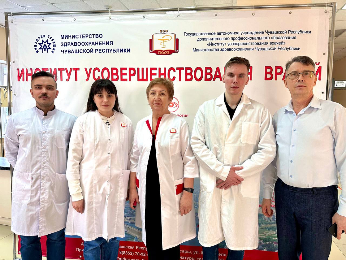 Поздравляем молодых врачей-оториноларингологов с успешным прохождением промежуточной аттестации!