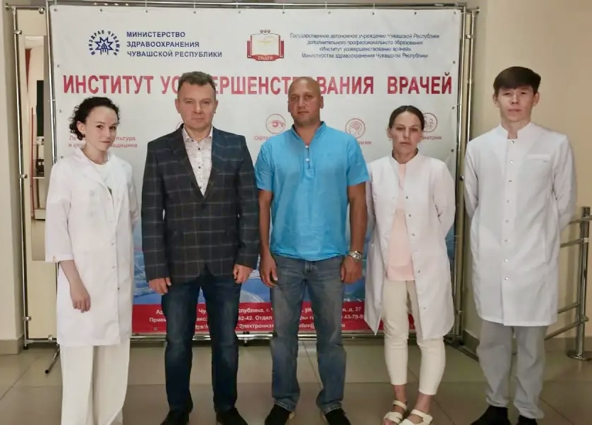Поздравляем ординаторов с получением допуска к осуществлению медицинской деятельности на должности врача-стажера!