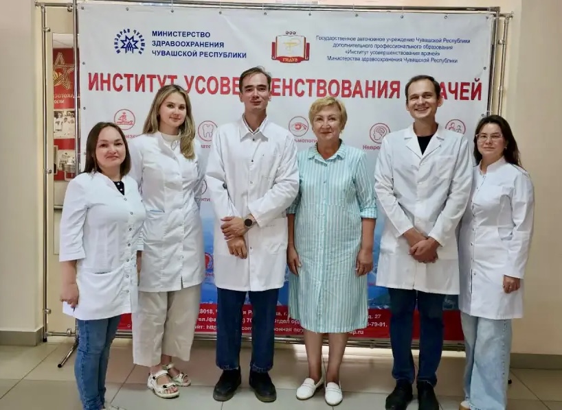 Ординаторы по специальности "Оториноларингология" в ближайшее время приступят к работе в медицинских организациях республики в качестве врачей-стажеров