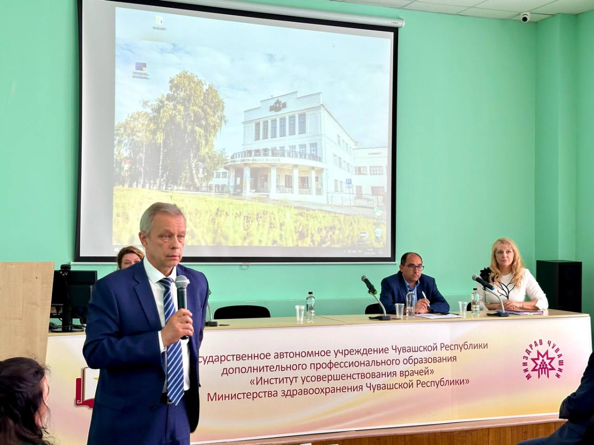 В Институте усовершенствования врачей прошел Единый информационный день