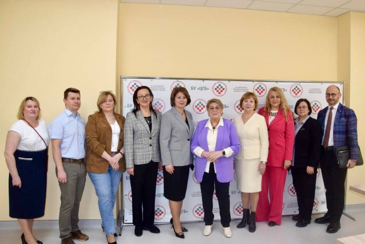 Ректор Евгения Гурьянова и ординаторы Института усовершенствования врачей приняли участие в работе научно-образовательного проекта