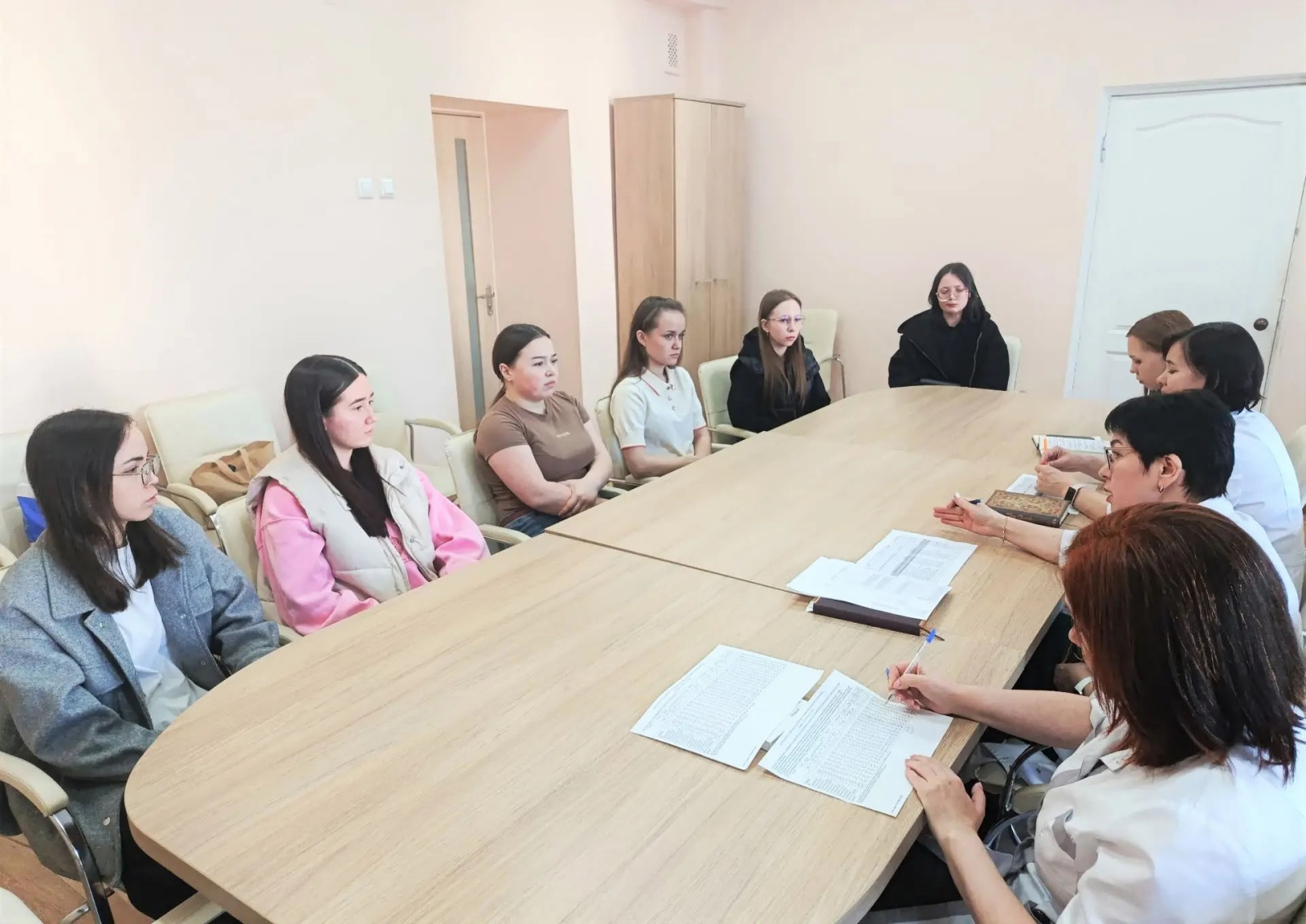 Благодаря наставничеству медсестры-целевики Центральной городской больницы активно готовятся к работе