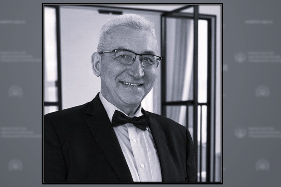 Коллектив Института усовершенствования врачей глубоко скорбит по поводу скоропостижной кончины Заслуженного врача Чувашской Республики Юрия Николаевича Урукова