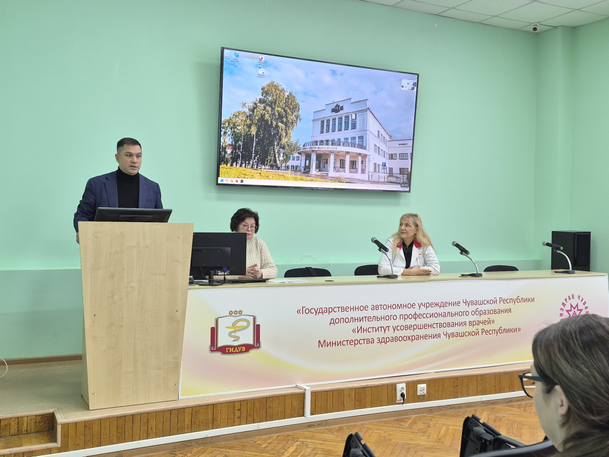 В институте продолжаются встречи ординаторов с представителями медицинских организаций республики