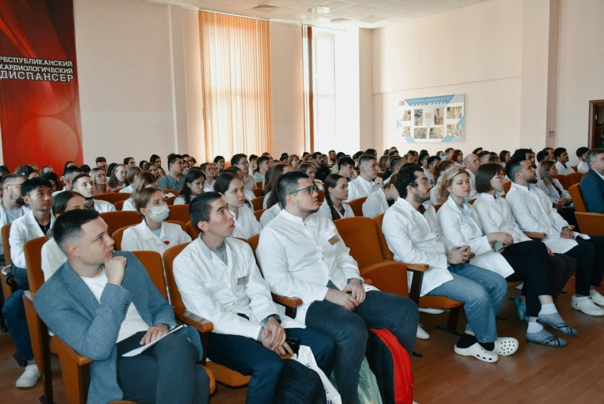 Состоялась научно-практическая конференция для врачей, студентов и ординаторов хирургических специальностей