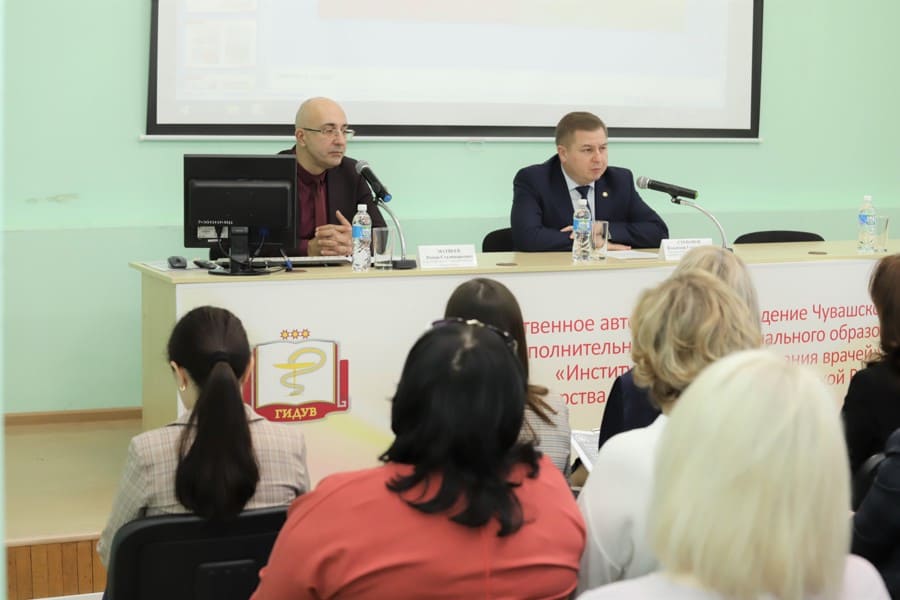 В Институте усовершенствования врачей состоялась "Ярмарка вакансий"