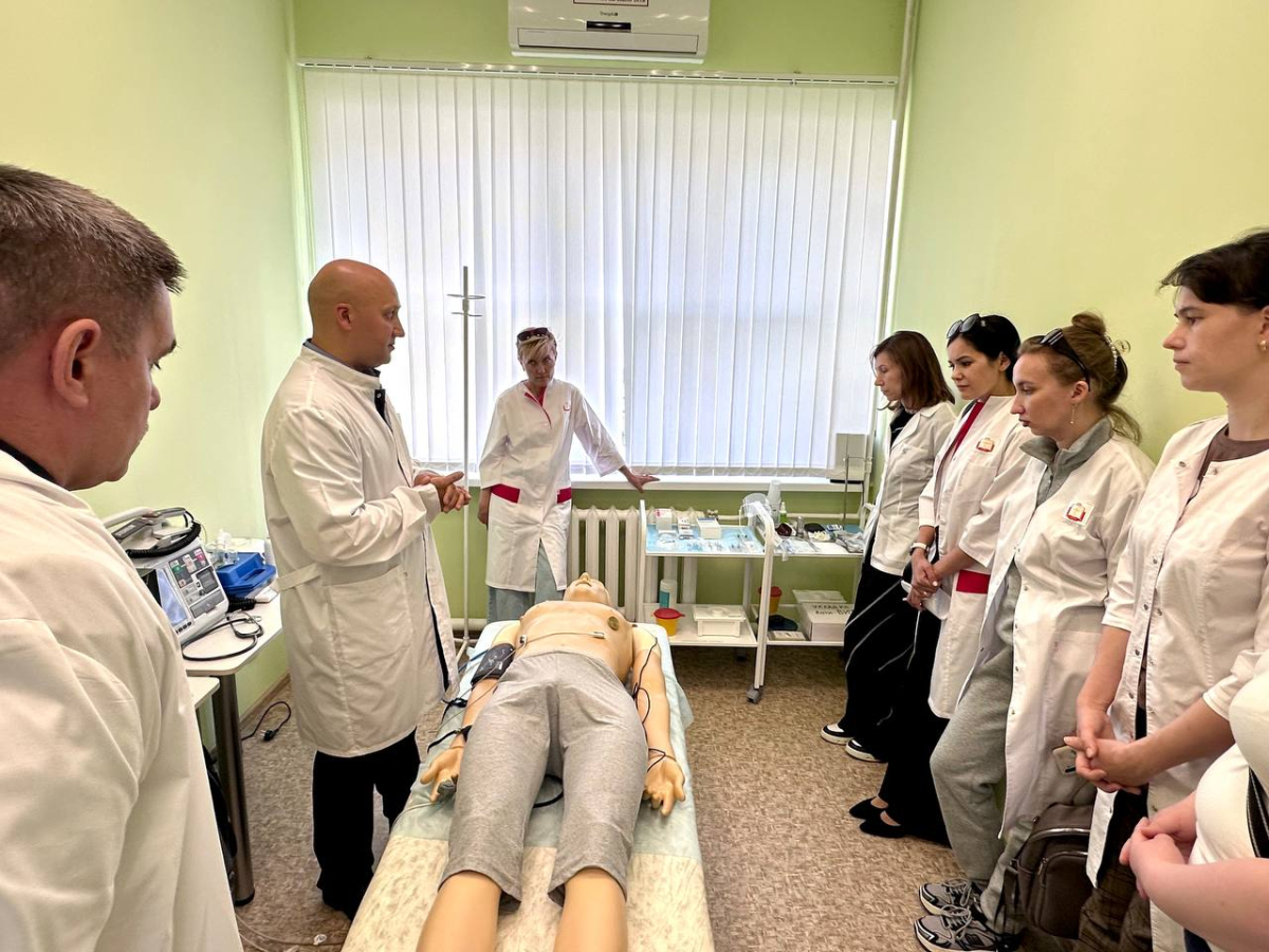 1 октября состоится встреча главного внештатного специалиста по анестезиологии-реаниматологии Минздрава Чувашии Романа Табаева с ординаторами 1 года обучения