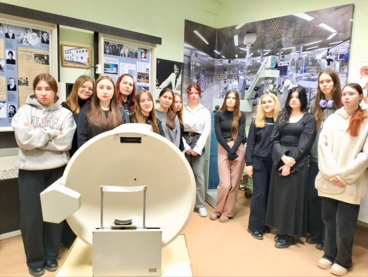 Студенты Чебоксарского электромеханического колледжа посетили Музей истории медицины имени Г.А. Алексеева
