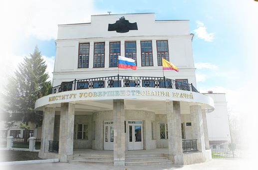 Информация о защите от телефонного мошенничества и других рисков потери денег, а также карточки, информирующие об основных мошеннических схемах