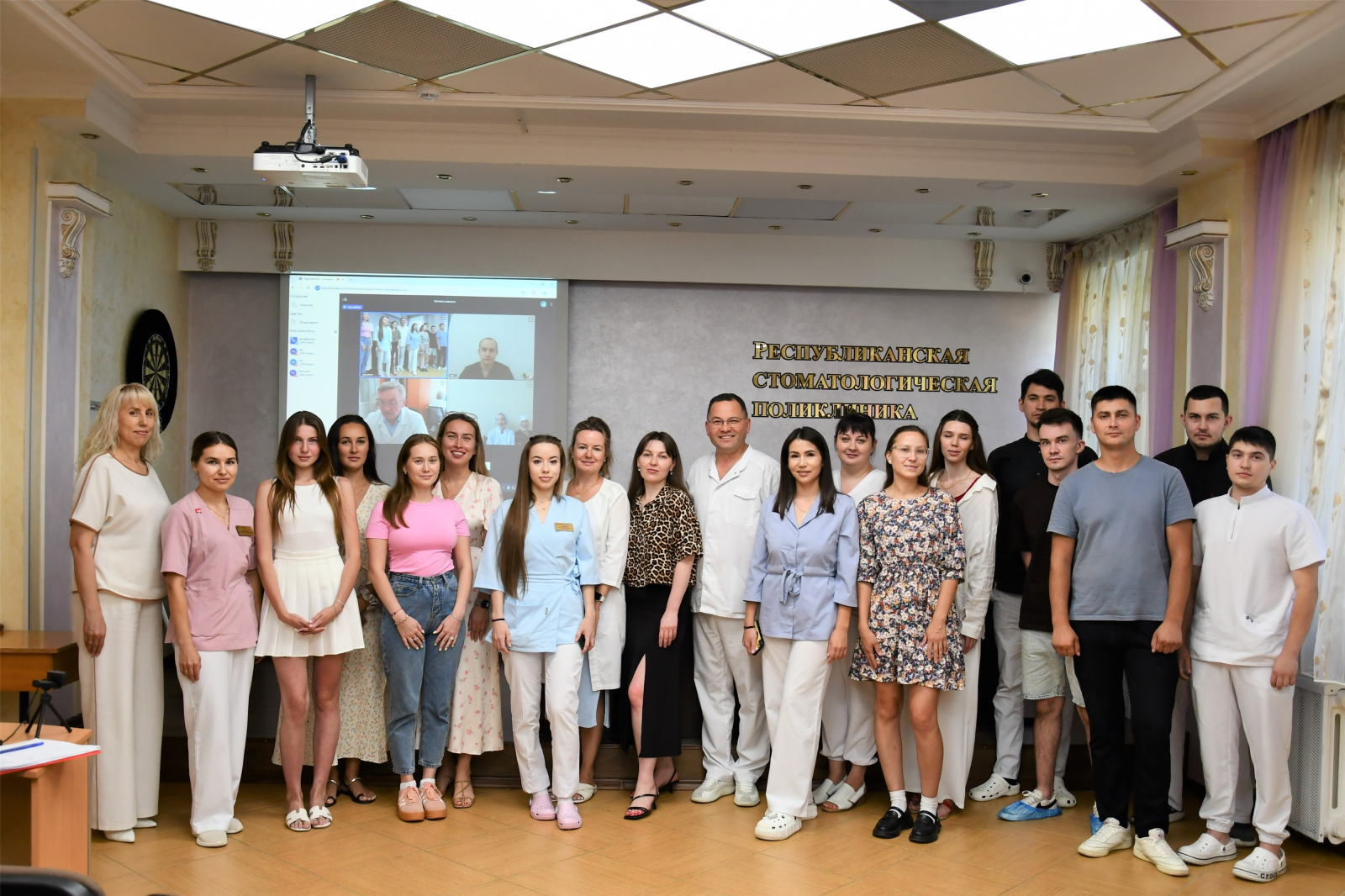 Коллектив Республиканской стоматологической поликлиники пополнился молодыми специалистами