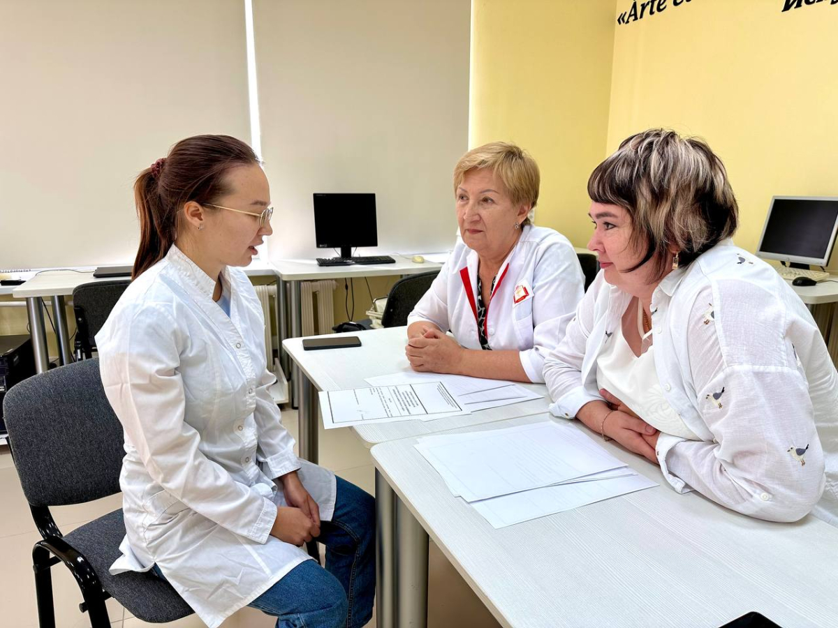 Больницы республики продолжают пополняться молодыми специалистами- ординаторами Института усовершенствования врачей