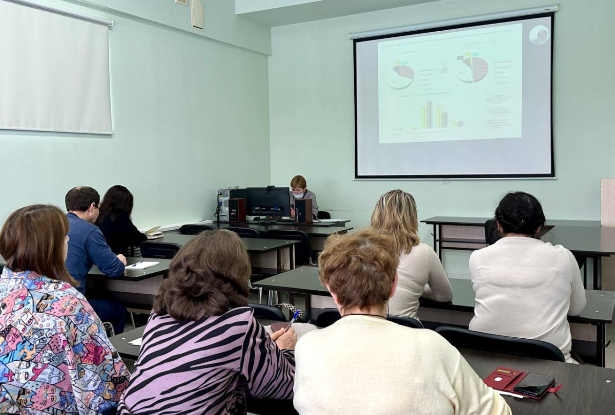 В Институте состоялось занятие в рамках курса повышения квалификации по эпидемиологии и профилактике инфекций, связанных с оказанием медицинской помощи