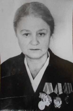 Галина Ивановна Тимошенко (16.03.1915-08.08.1999)