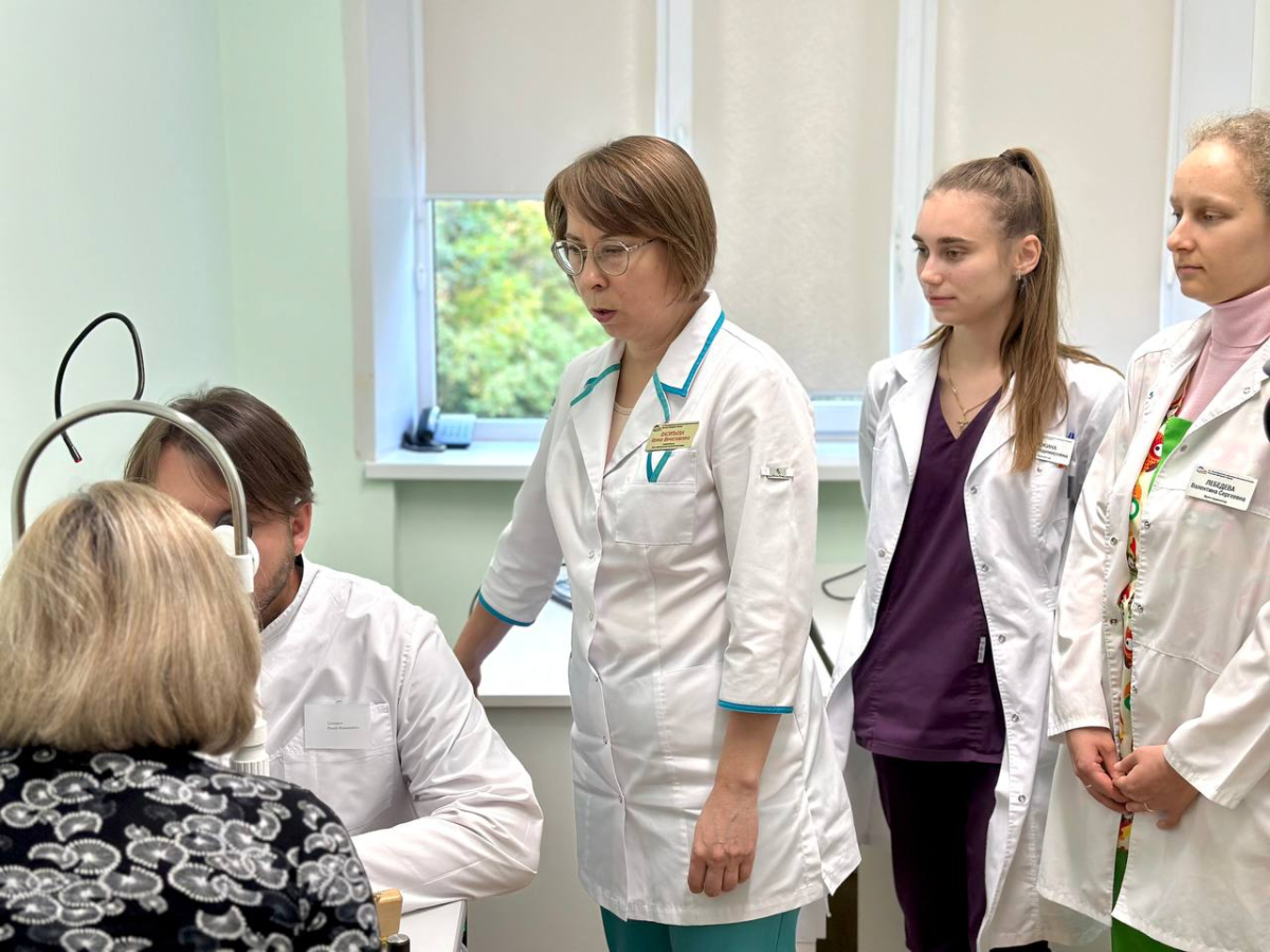 Будущие врачи-офтальмологи изучили особенности диагностики и лечения травм органа зрения