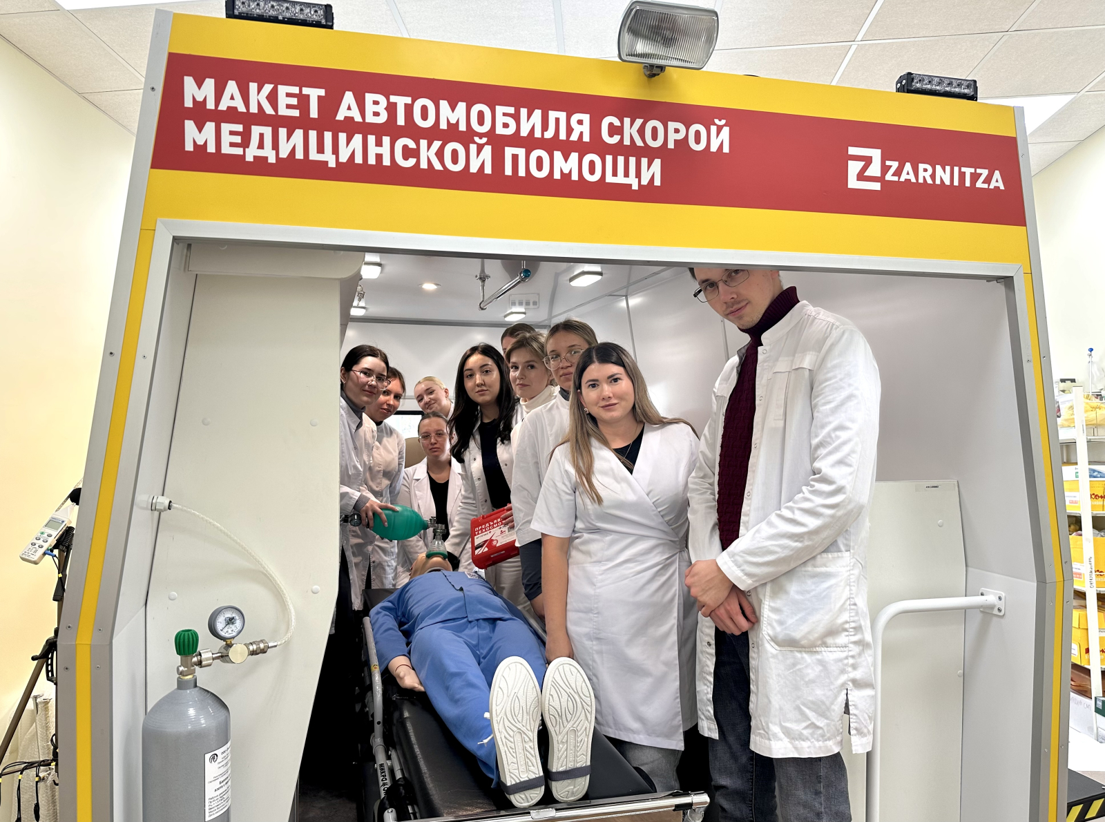 Ординаторы Института усовершенствования врачей проходят обучение на базе современного симуляционно-аккредитационного центра