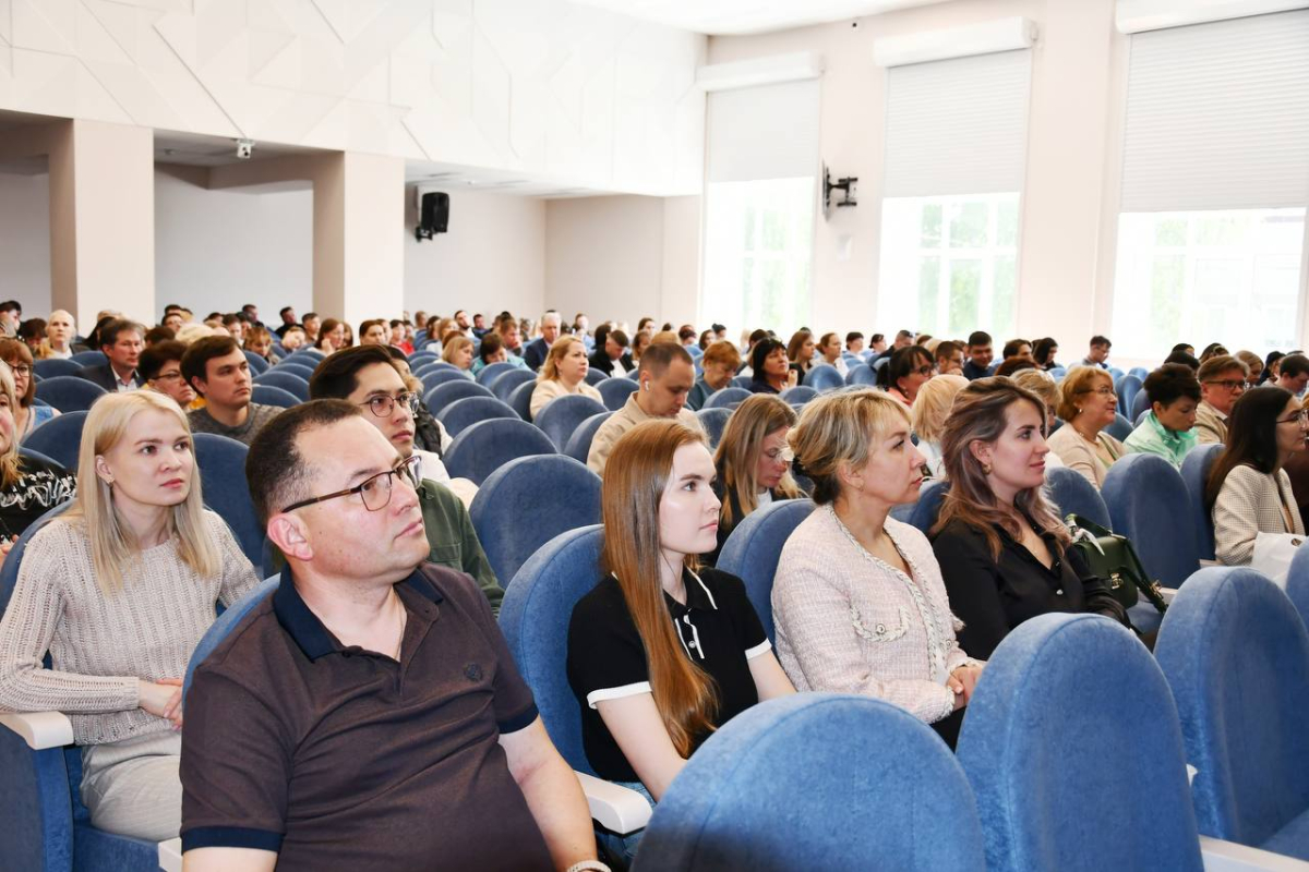 Врачи-стоматологи Чувашской Республики обсудили последние достижения и новейшие технологии в стоматологии