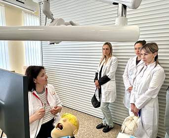 В симуляционно-аккредитационном центре Института усовершенствования врачей проходит предаккредитационная подготовка выпускников 