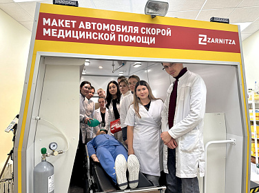 Ординаторы Института усовершенствования врачей проходят обучение на базе современного симуляционно-аккредитационного центра