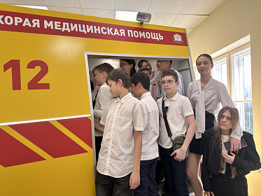 В Институте усовершенствования врачей продолжается системная профориентационная работа с учащимися образовательных учреждений республики