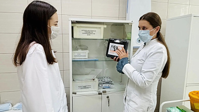 Опора на старте: старшая медсестра БСМП помогает молодому специалисту уверенно войти в профессию