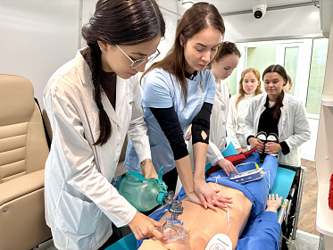 Поздравляем с Днем работника скорой медицинской помощи