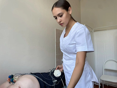 От студенческой скамьи к больничной койке: будущие врачи проходят практику в Яльчикской ЦРБ
