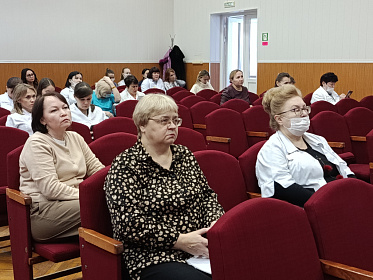 В рамках республиканского проекта по наставничеству в здравоохранении Чувашской Республики «Путь профессионала» состоялась Школа ординатора и молодого терапевта