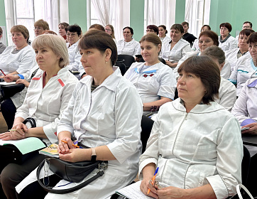 Фельдшеры Чувашии продолжают повышать квалификацию в рамках курса «Ключевые аспекты реализации национального проекта «Продолжительная и активная жизнь» в условиях ФАП»