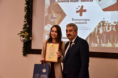 РУБРИКА "НАШИ ВЫПУСКНИКИ"