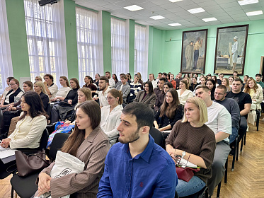 В Институте усовершенствования врачей состоялось торжественное мероприятие, посвященное Дню знаний