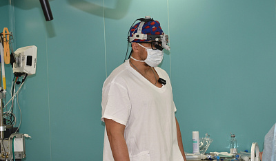 Под руководством федерального наставника хирурги Чувашии провели замену клапана сердца через разрез между рёбрами