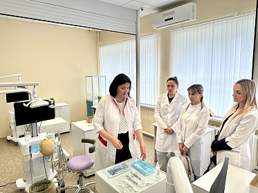 В симуляционно-аккредитационном центре Института усовершенствования врачей проходит предаккредитационная подготовка выпускников 
