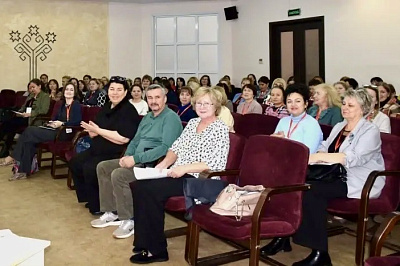 Начальник редакционно-издательского отдела Института усовершенствования врачей Екатерина Рогинская приняла активное участие в работе XIX Всероссийской научно-практической конференции «Библиотечные фонды: проблемы и решения»