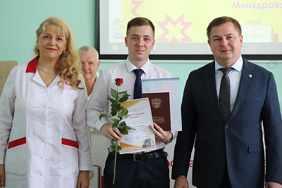 Институт усовершенствования врачей начинает новую рубрику «Наши выпускники: путь в медицине»