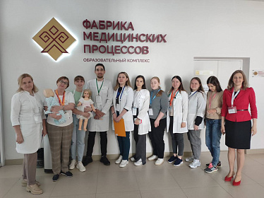 Продолжаем рубрику «Знакомство с профессорско-преподавательским составом»